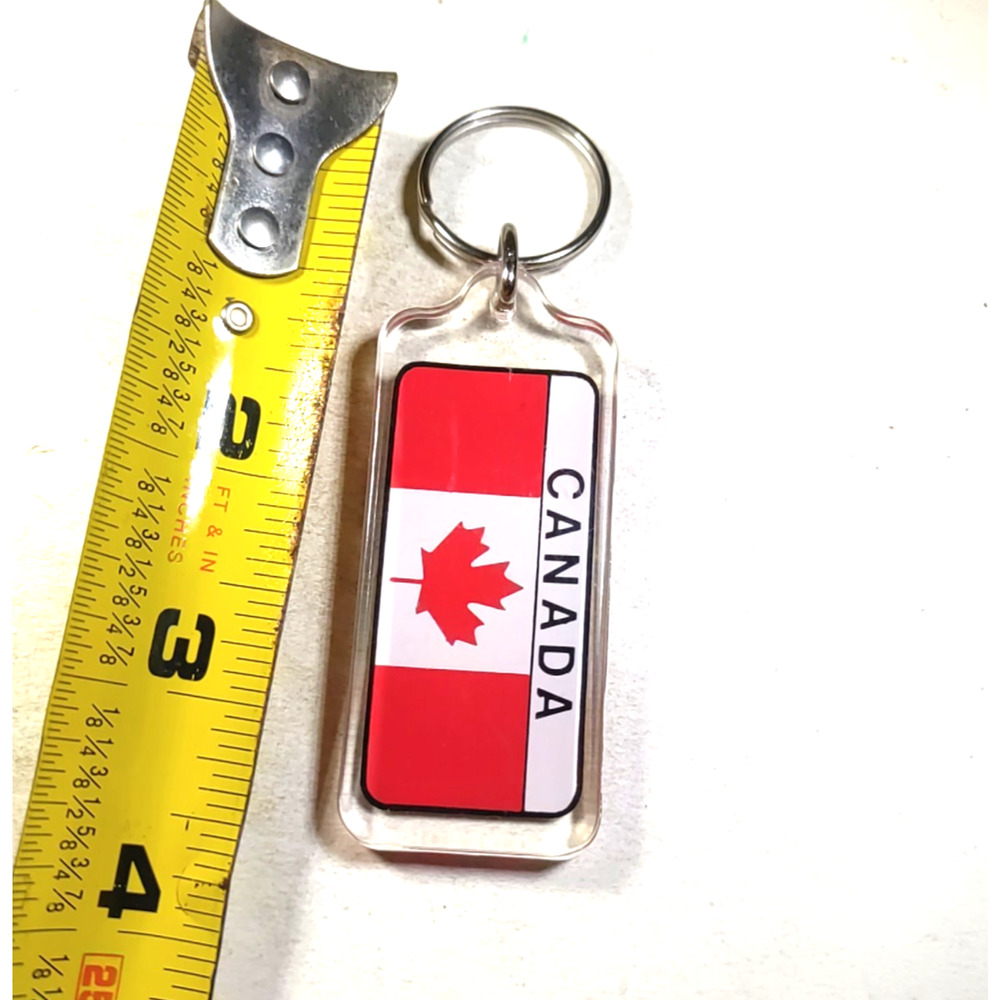 Canada Acrylic Keychain Flag Maple Leaf - Picture 3 of 3
